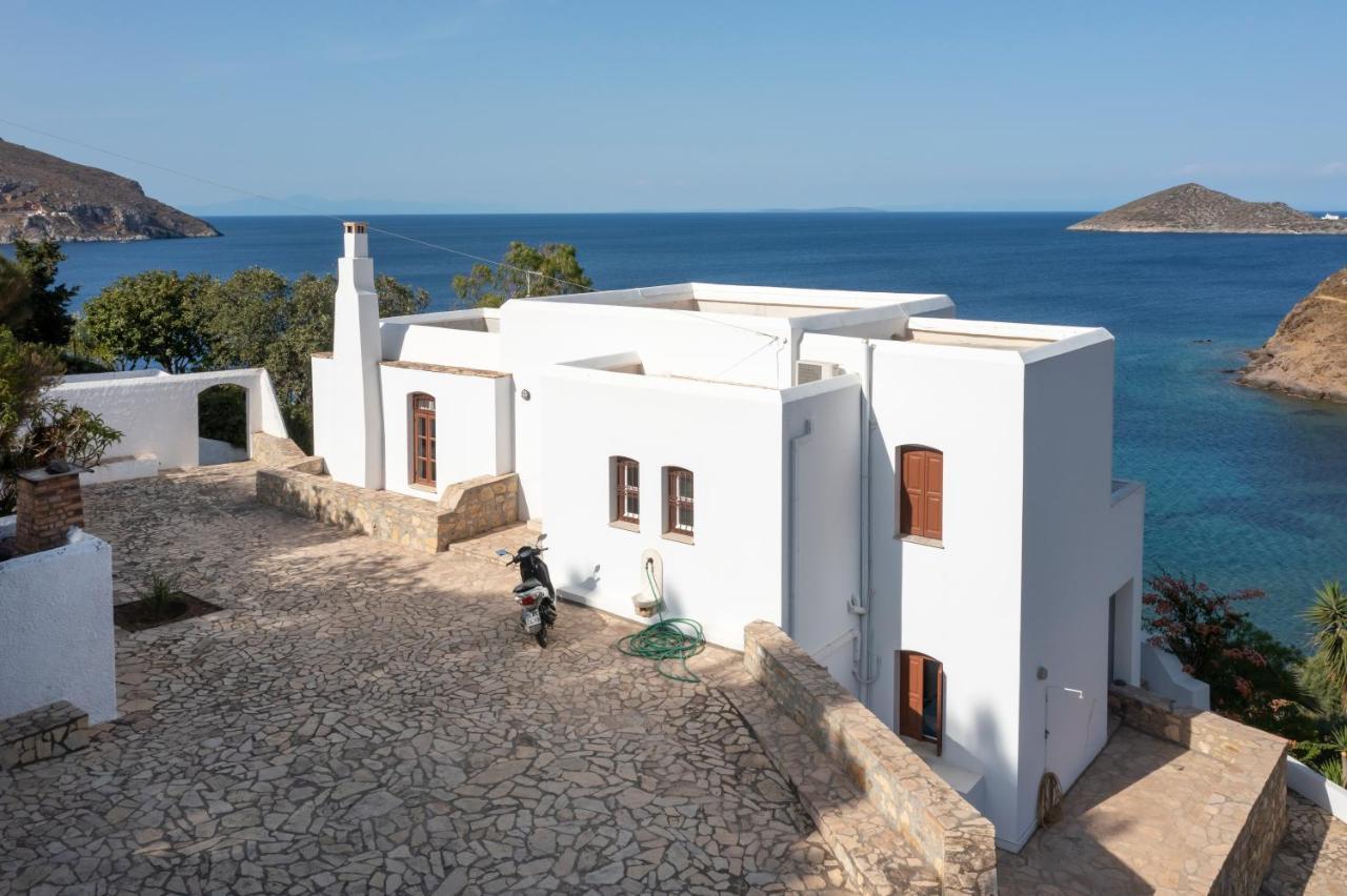 Ivi Beach Front Villa, Leros Vromolithos Esterno foto